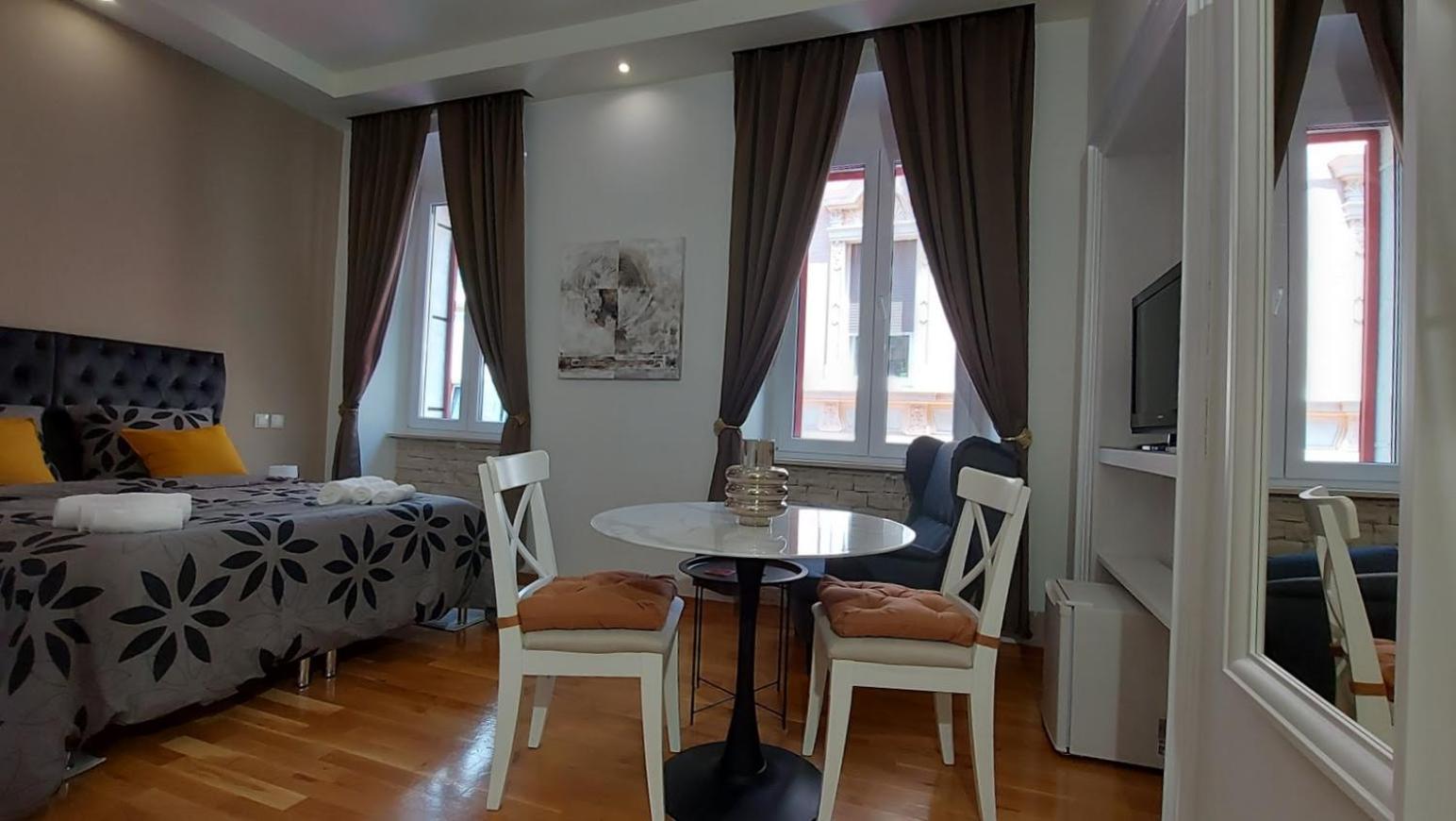 Center 4* Pula
